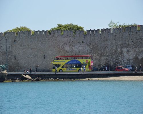Wycieczka po mieście Rodos z otwartym autobusem | Captains Tours Biuro podróży Rodos, Grecja